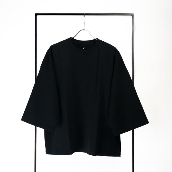 Crew Neck Black Three quarter sleeve Tee - 23ss